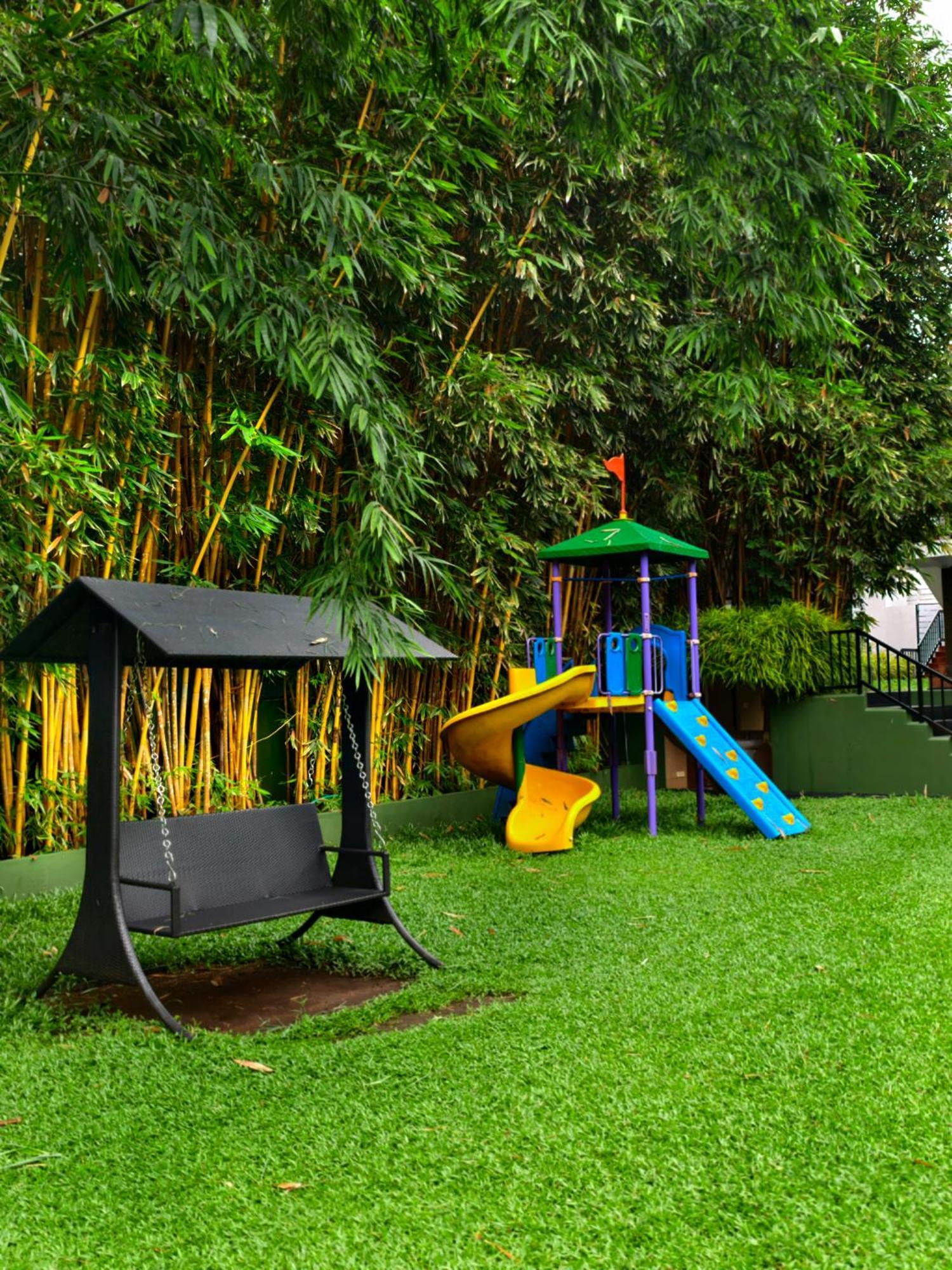 Athirapally Green Trees Athirappilly Exterior photo